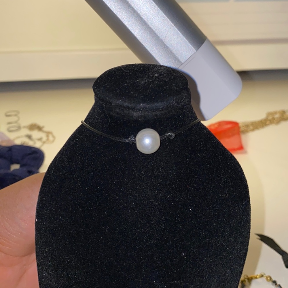 pearl choker